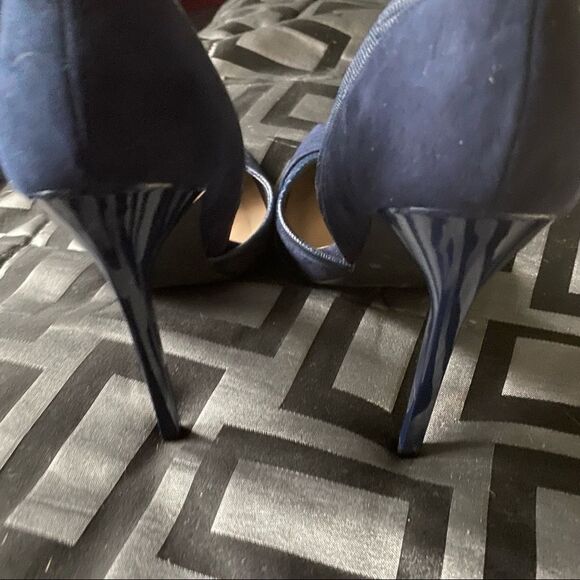Shoedazzle suede navy blue pointy heel - Picture 6 of 11